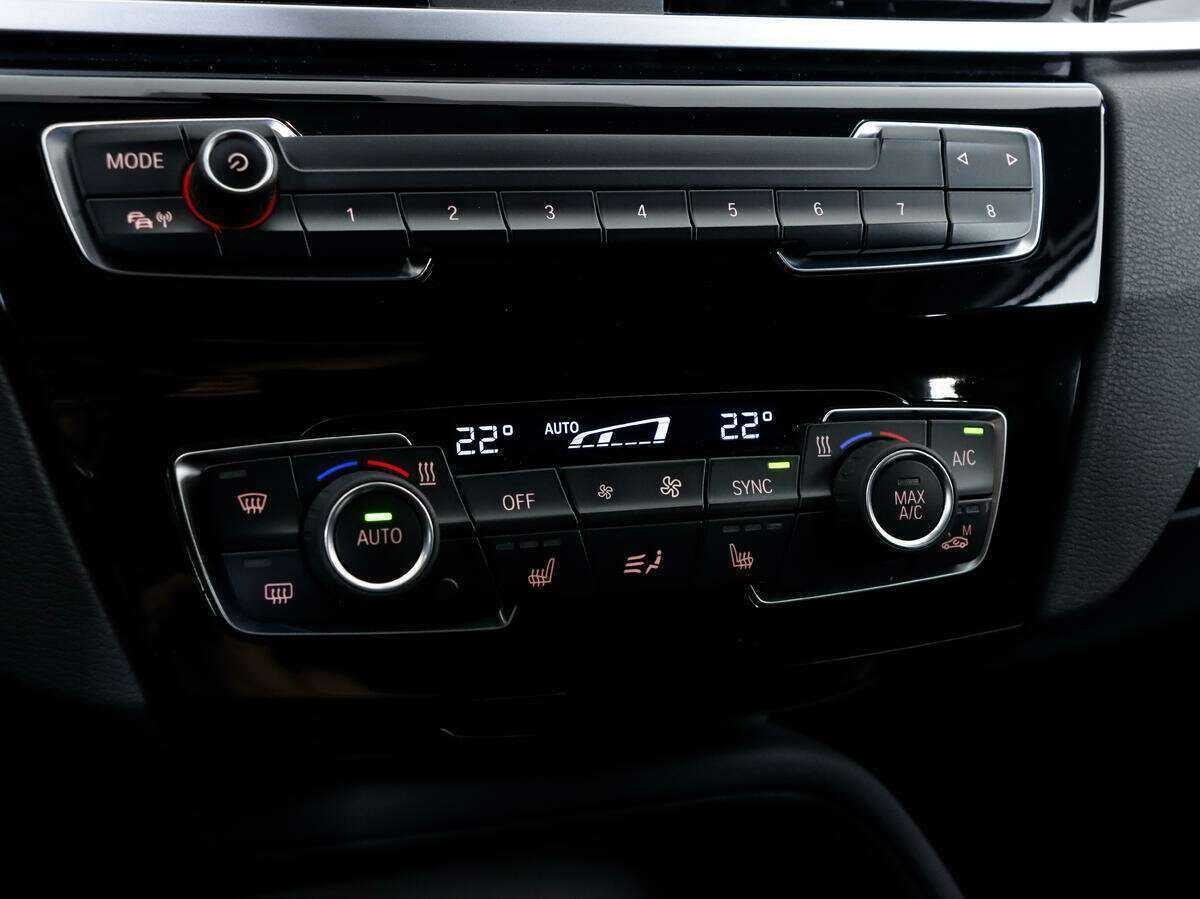 BMW X1 18i sDrive, 2020 Фото №13