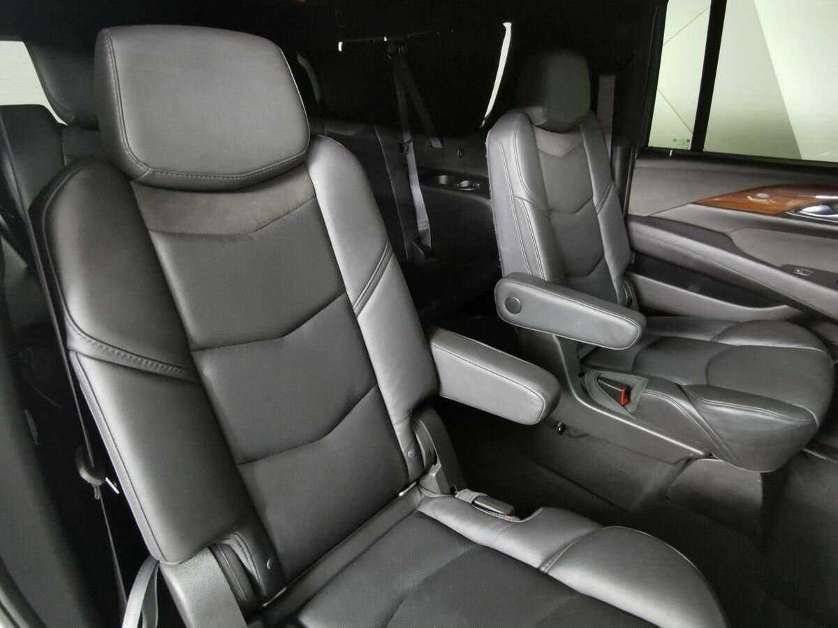 Cadillac Escalade ESV, 2016 Фото №11