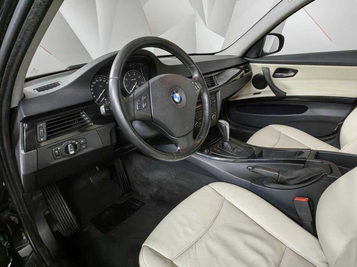 BMW 3 серии 318i, 2010 Фото №14