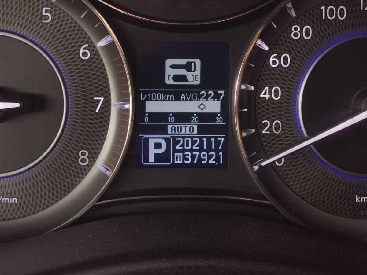 Infiniti QX56, 2012 Фото №18