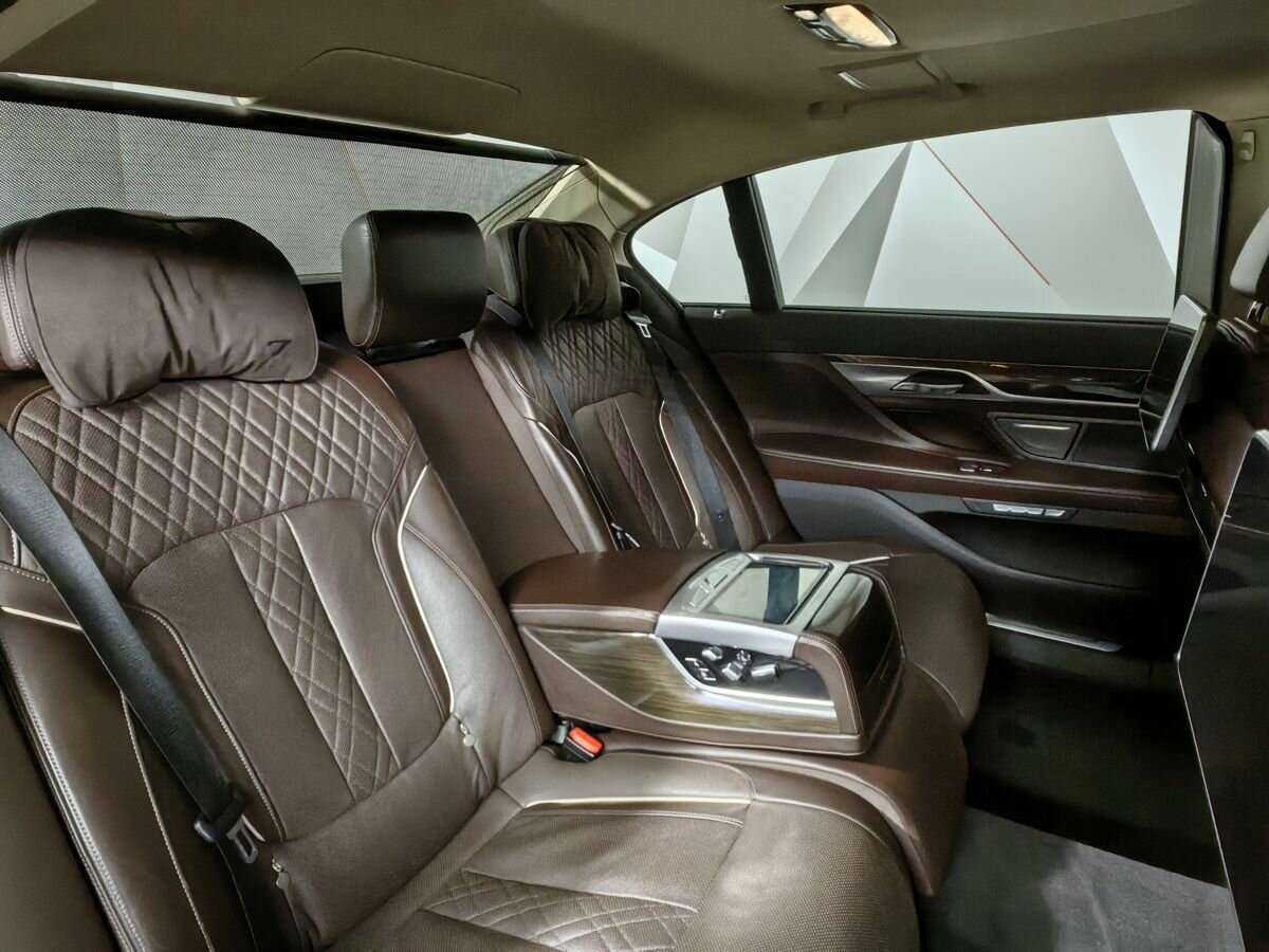 BMW 7 серии Long 730Ld xDrive, 2015 Фото №13