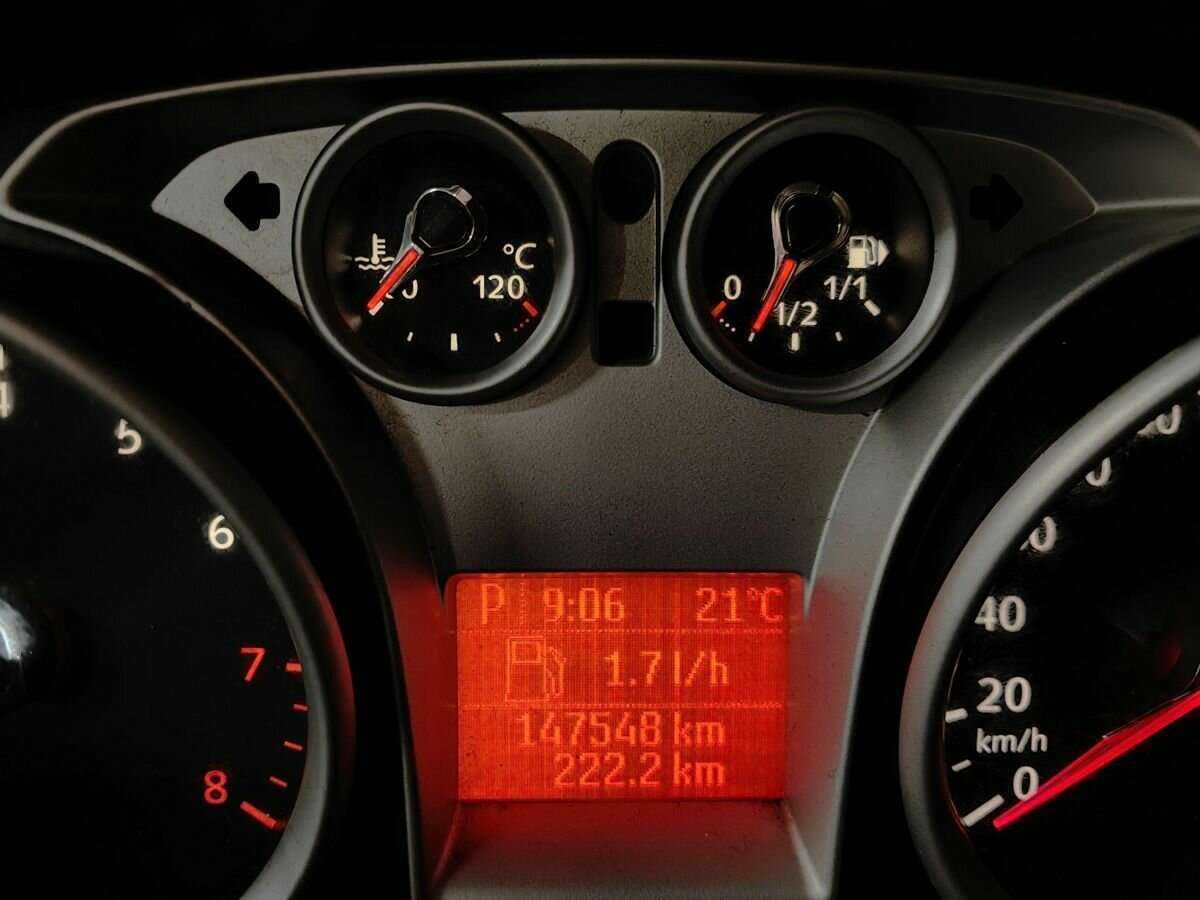 Ford Focus, 2010 Фото №13