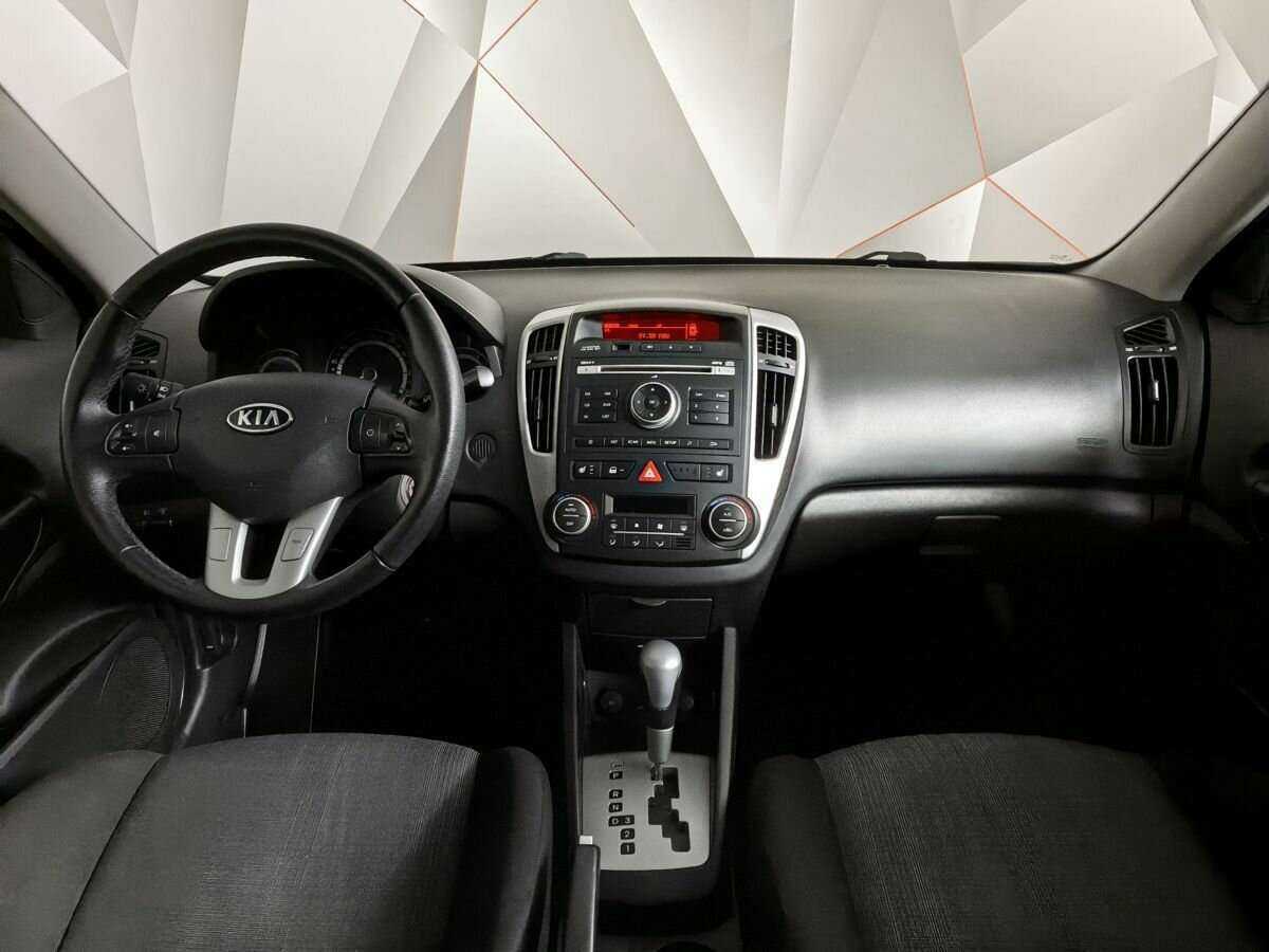 Kia Ceed, 2011 Фото №10