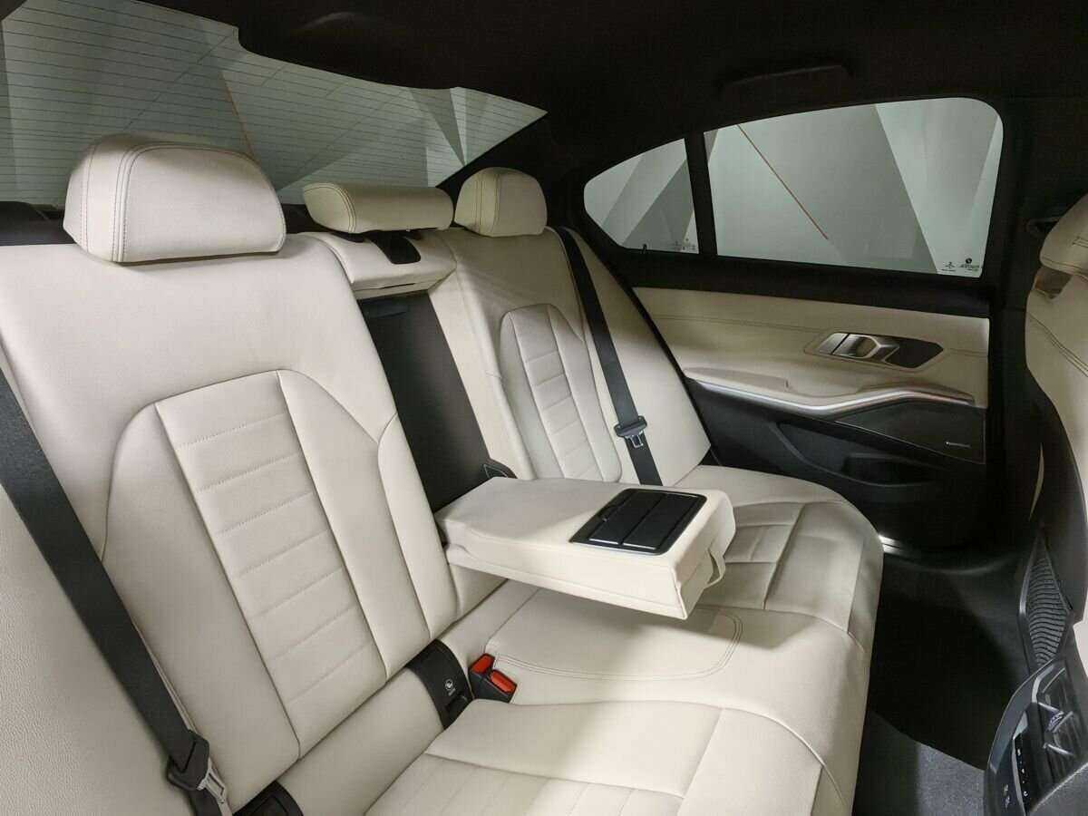 BMW 3 серии 320d xDrive, 2021 Фото №13