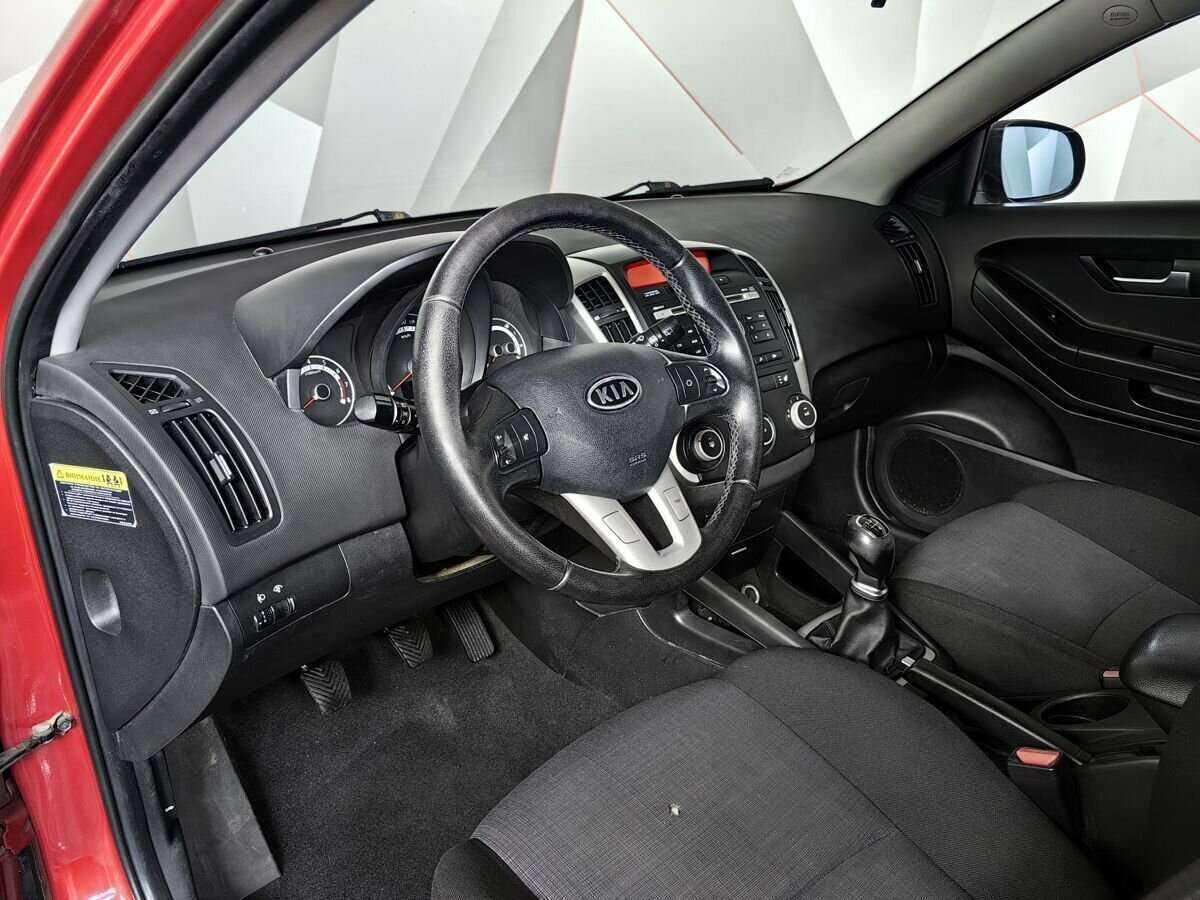Kia Ceed, 2010 Фото №14