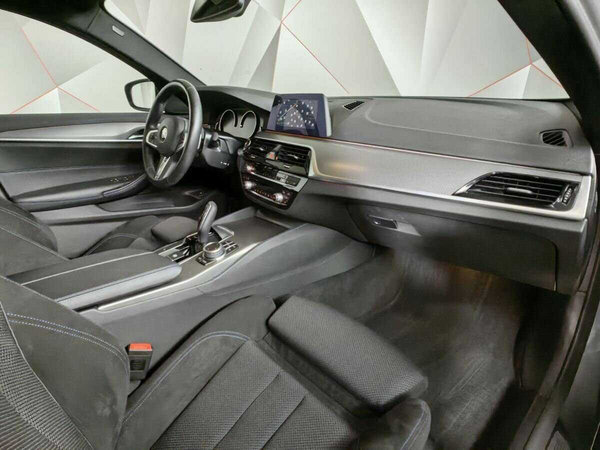 BMW 5 серии 520d xDrive, 2020 Фото №9
