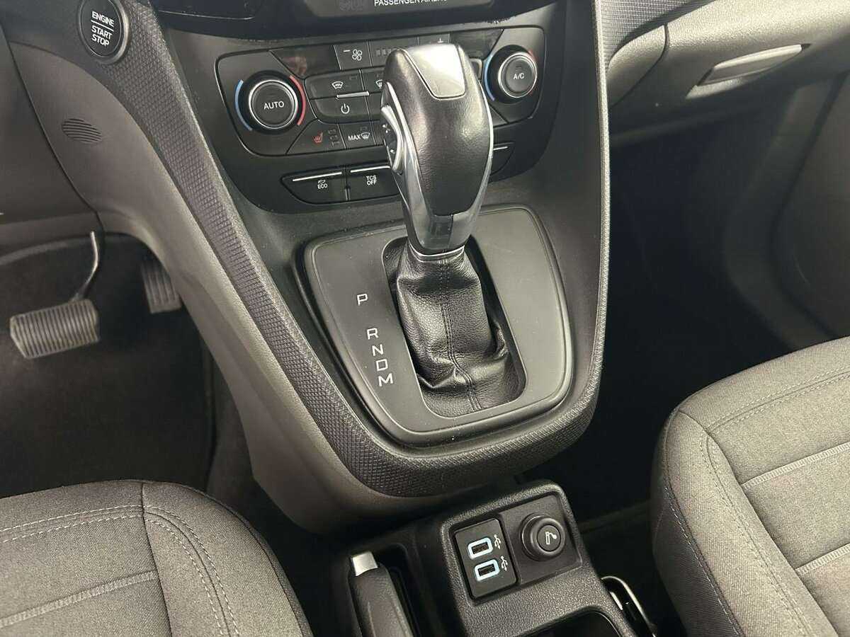 Ford Tourneo Connect, 2019 Фото №13