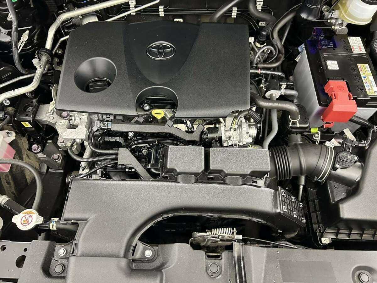 Toyota RAV4, 2022 Фото №16