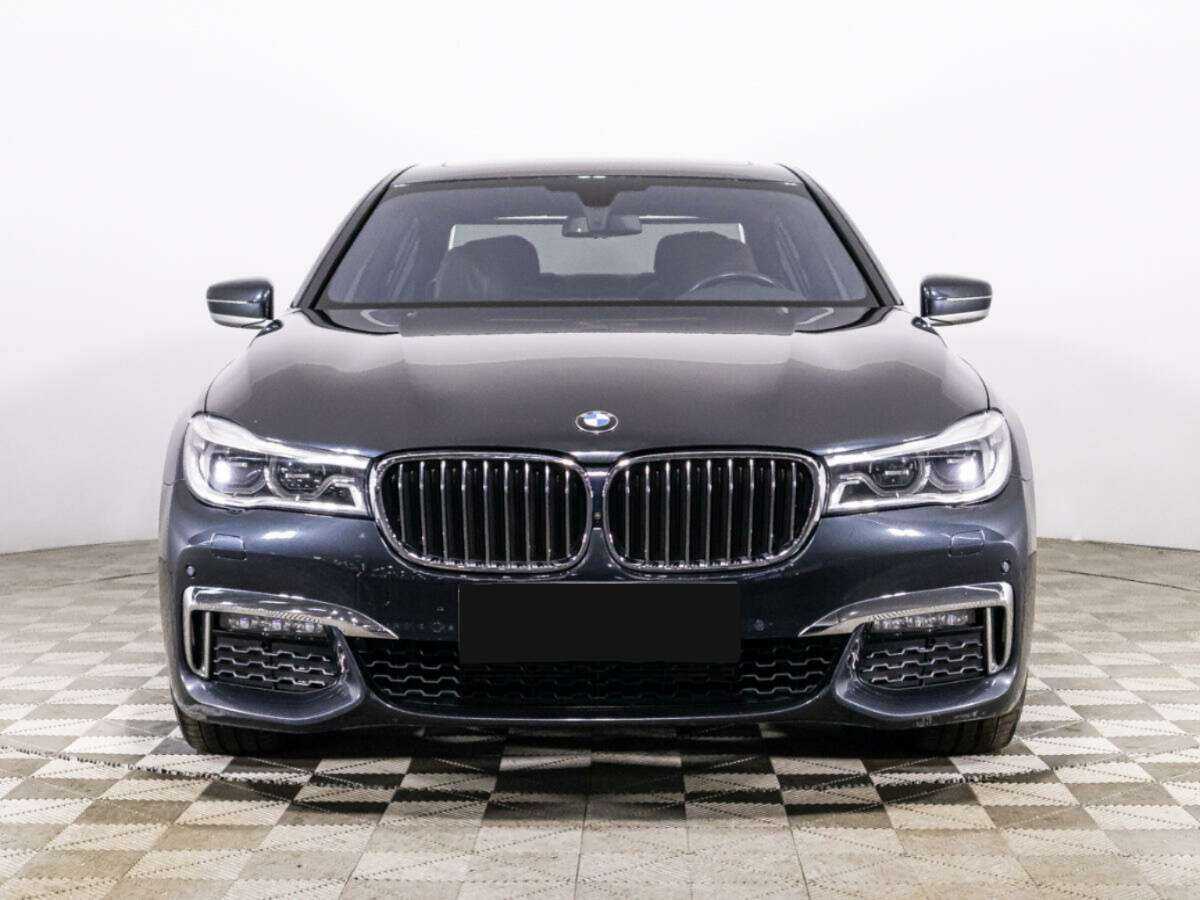 BMW 7 серии Long 730Ld xDrive, 2018 - 49 287 км. | Фото №2