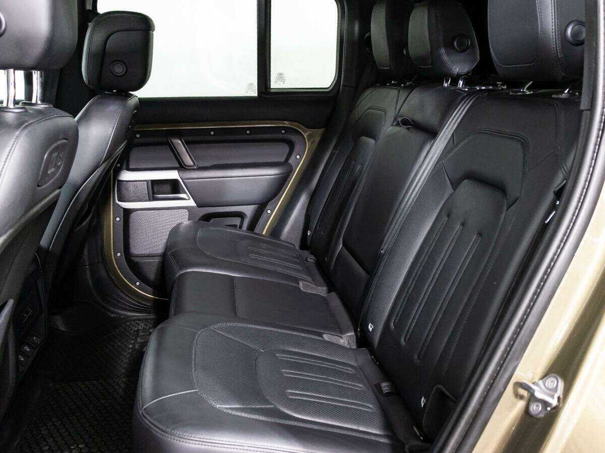 Land Rover Defender 110, 2020 Фото №9