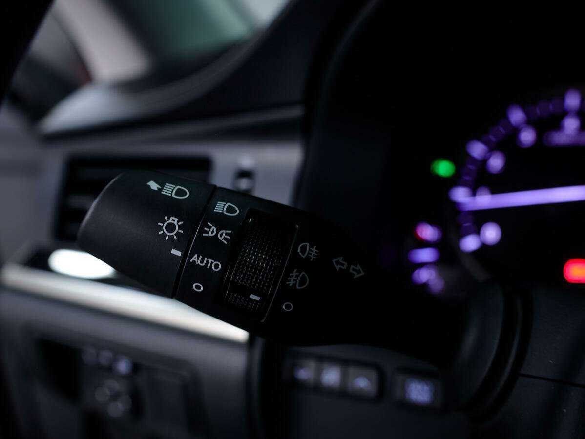 Lexus ES 200, 2017 Фото №30