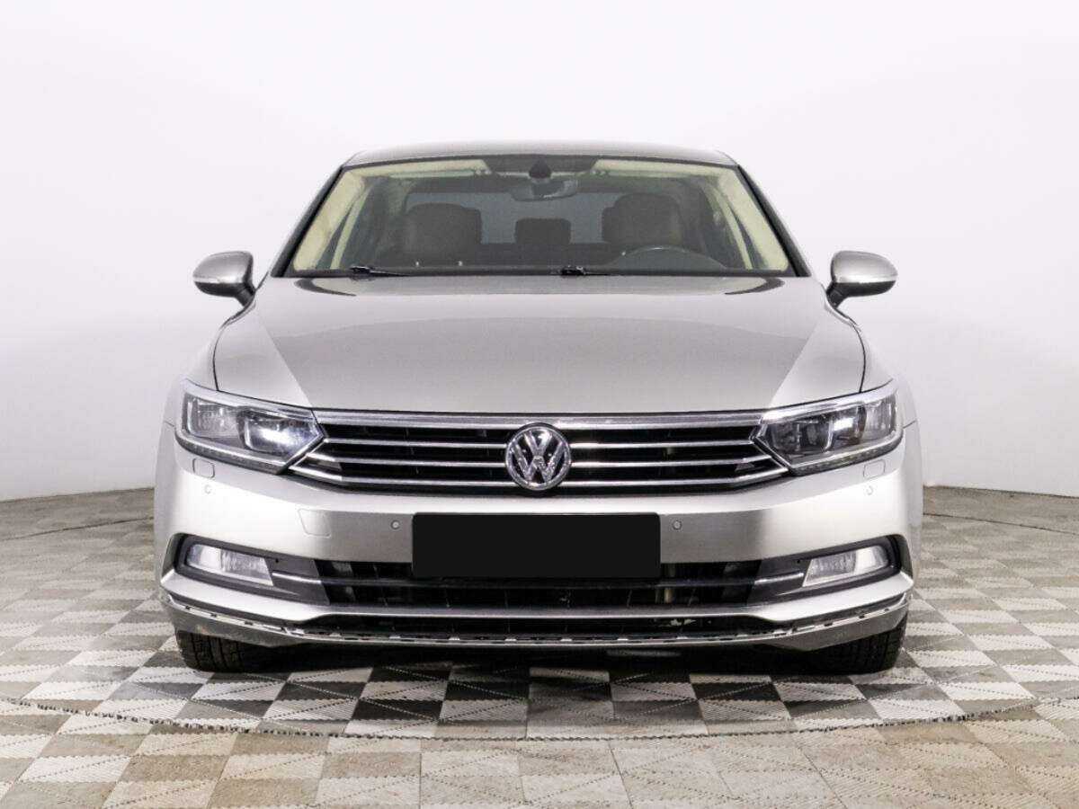 Volkswagen Passat, 2017 - 68 113 км. | Фото №2