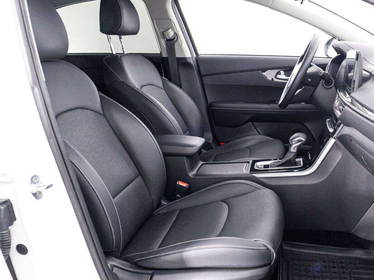 Kia K3, 2022 Фото №15