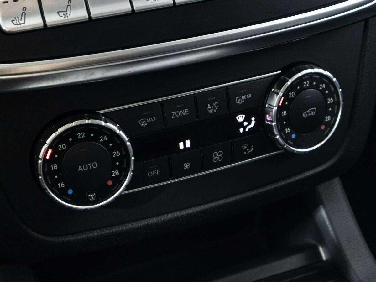 Mercedes-Benz M-Класс 350, 2013 Фото №19