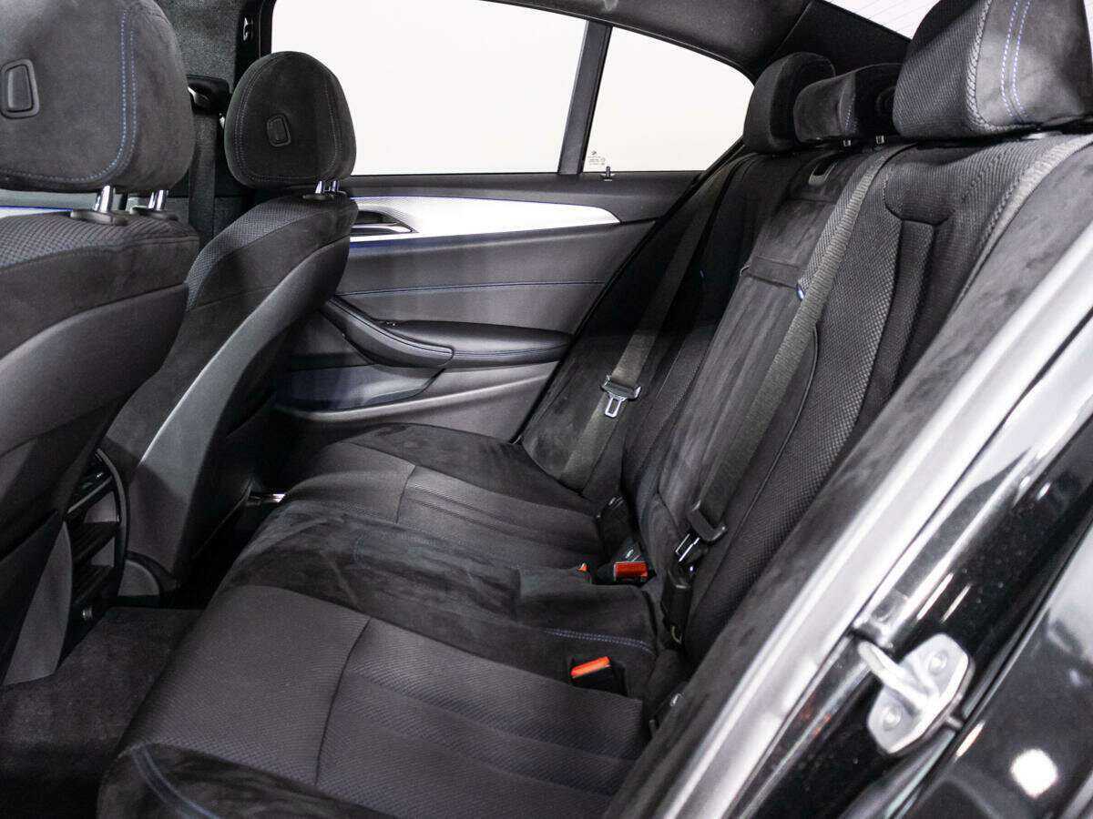 BMW 5 серии 520d xDrive, 2018 Фото №9