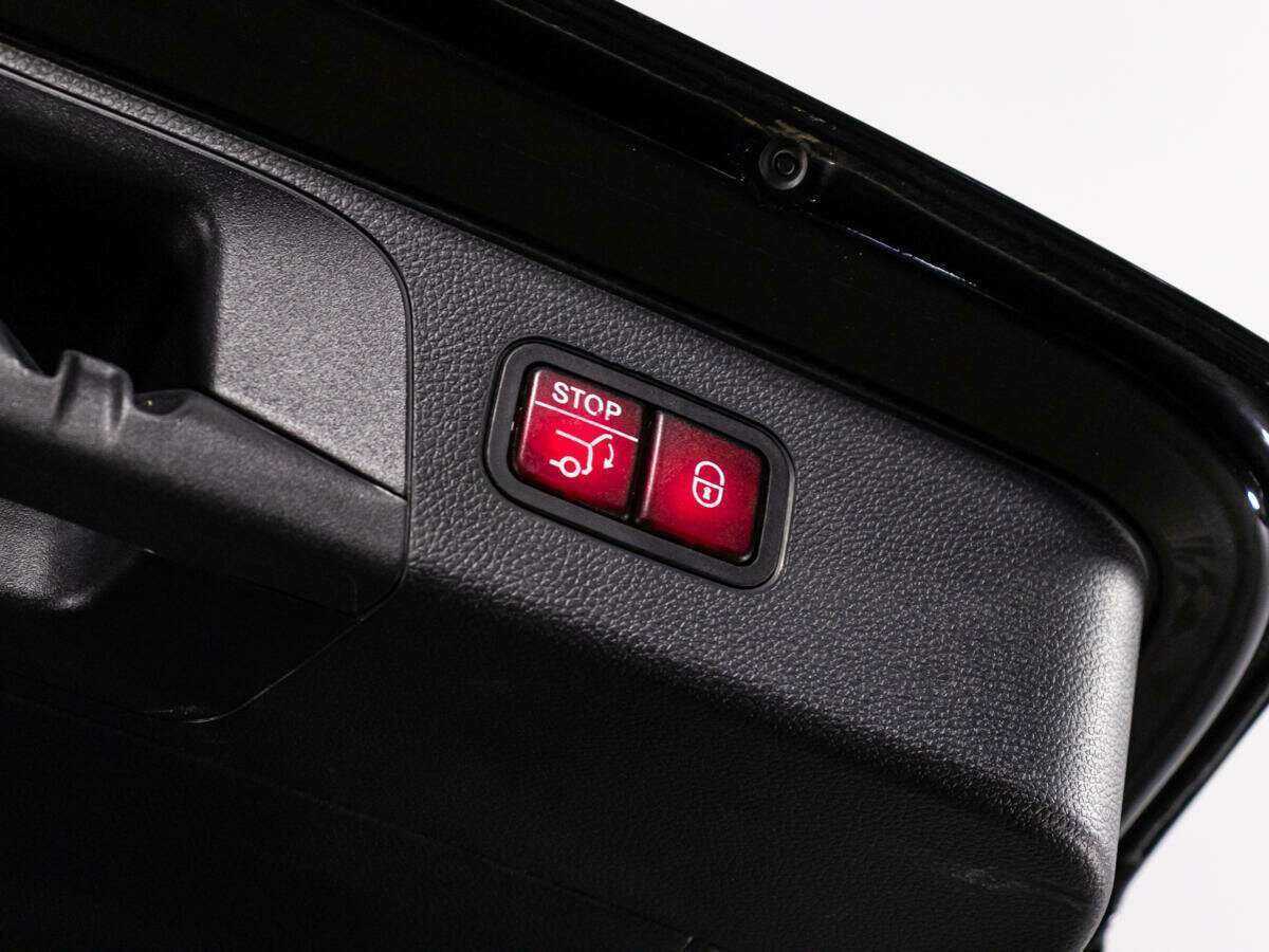 Mercedes-Benz GLC 300 d, 2019 Фото №13