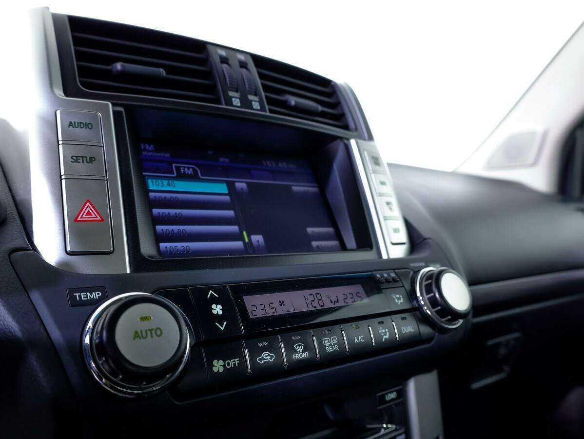 Toyota Land Cruiser Prado, 2013 Фото №18