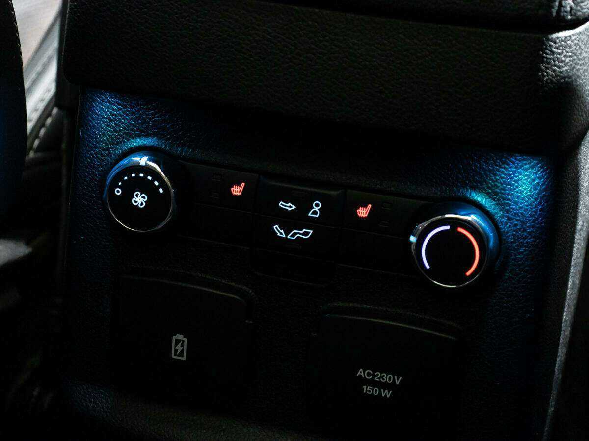 Ford Explorer, 2019 Фото №21