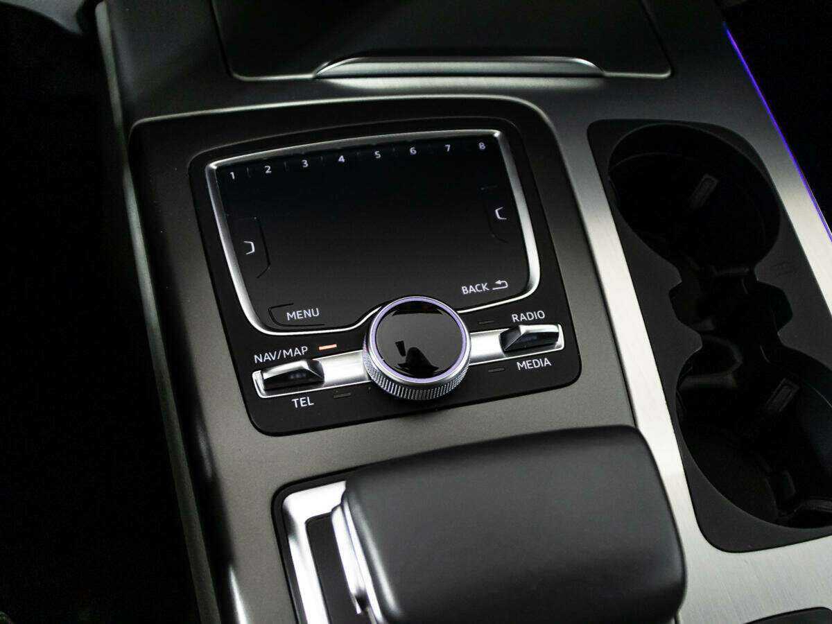 Audi Q7, 2017 Фото №21