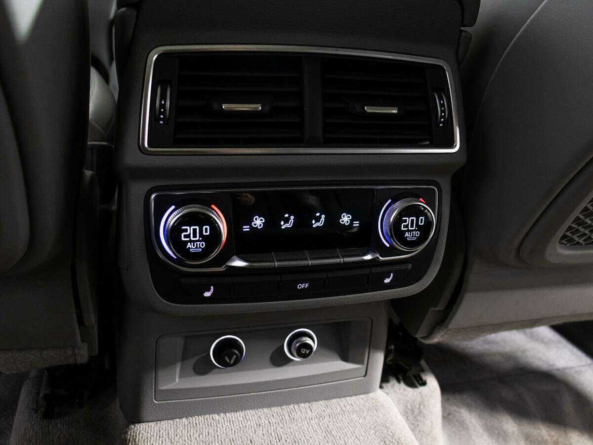 Audi Q7, 2017 Фото №25