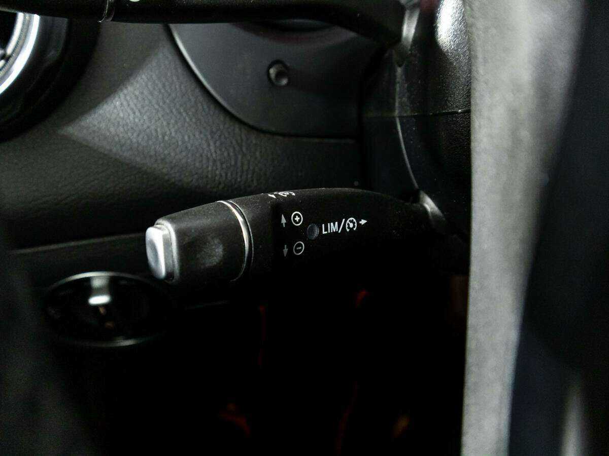 Mercedes-Benz GLA 200, 2019 Фото №20