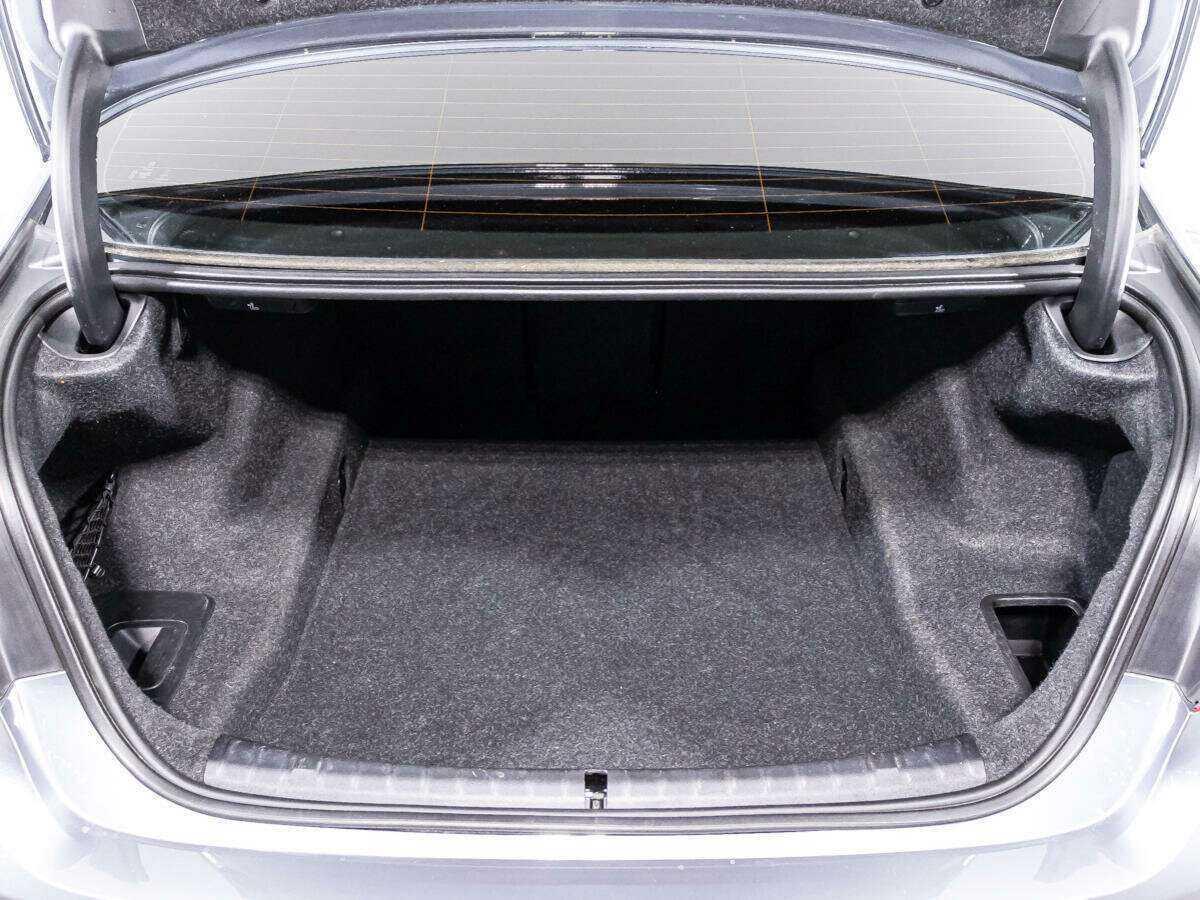 BMW 5 серии 520d xDrive, 2019 Фото №15