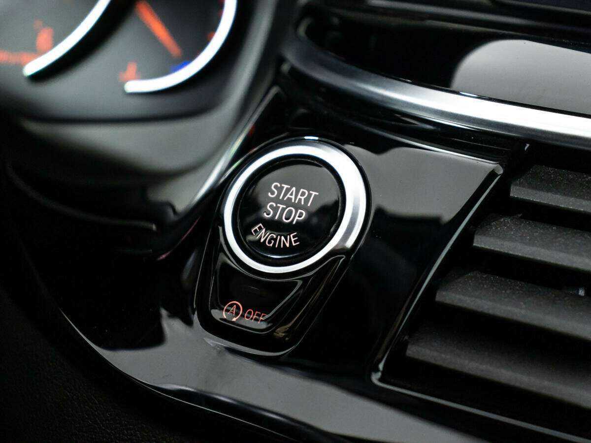 BMW 5 серии 520d xDrive, 2019 Фото №22