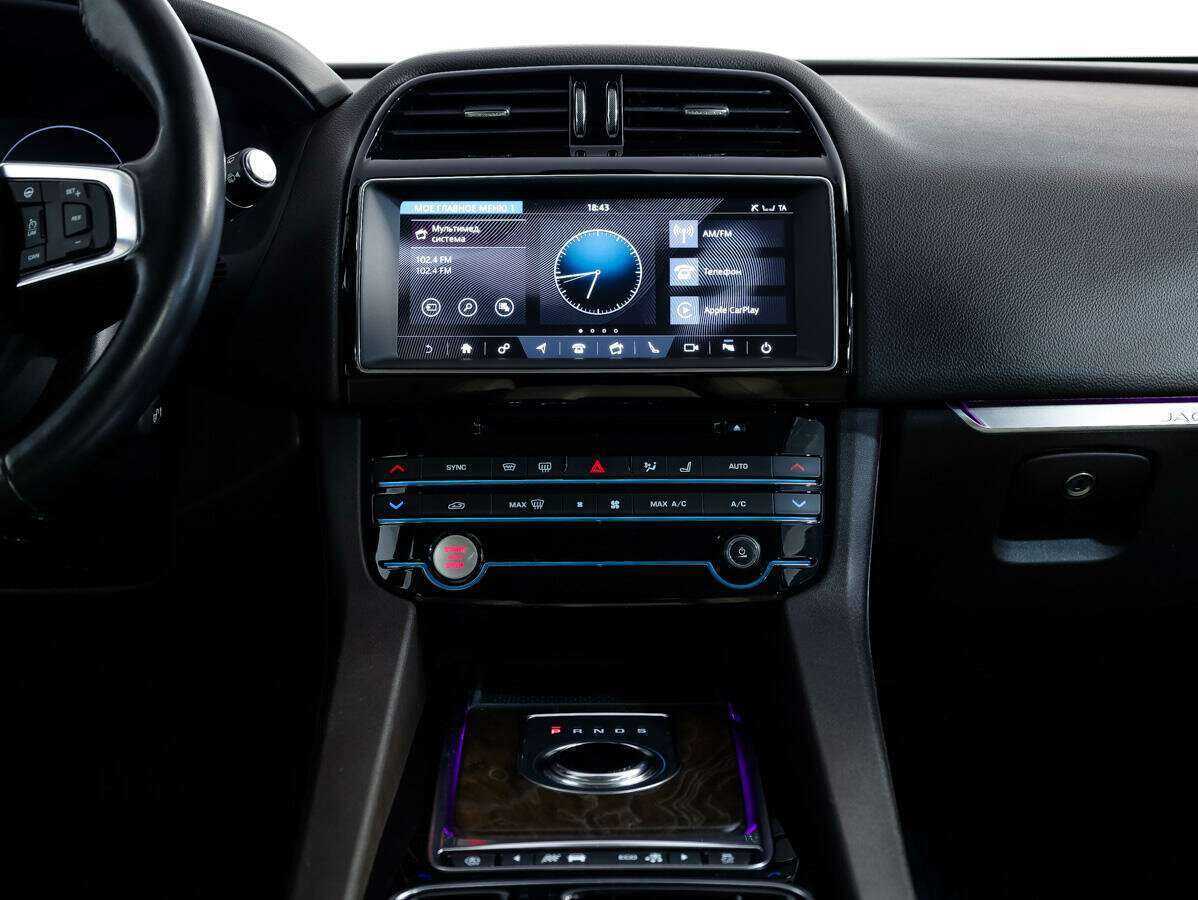 Jaguar F-Pace, 2018 Фото №19