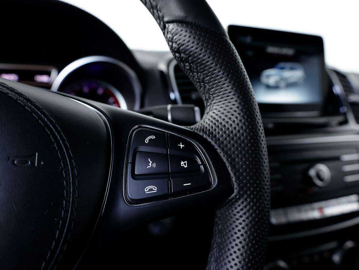 Mercedes-Benz GLS 400, 2016 Фото №17