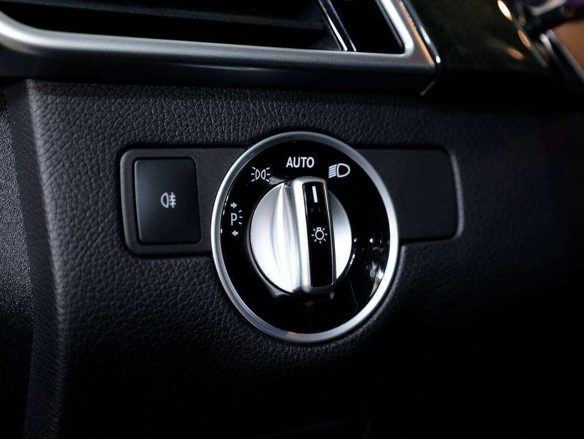 Mercedes-Benz GLS 400, 2016 Фото №25