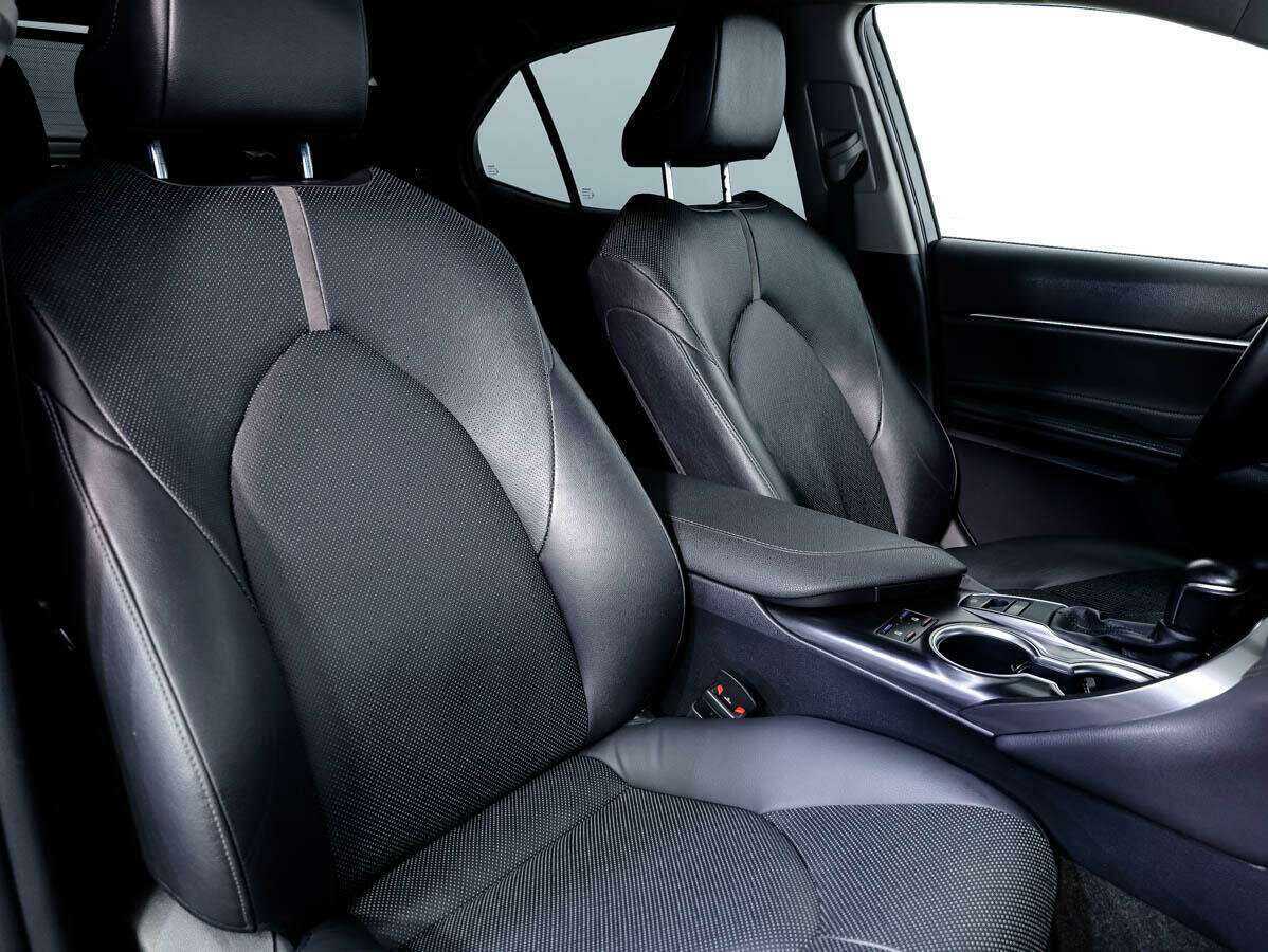 Toyota Camry, 2021 Фото №12