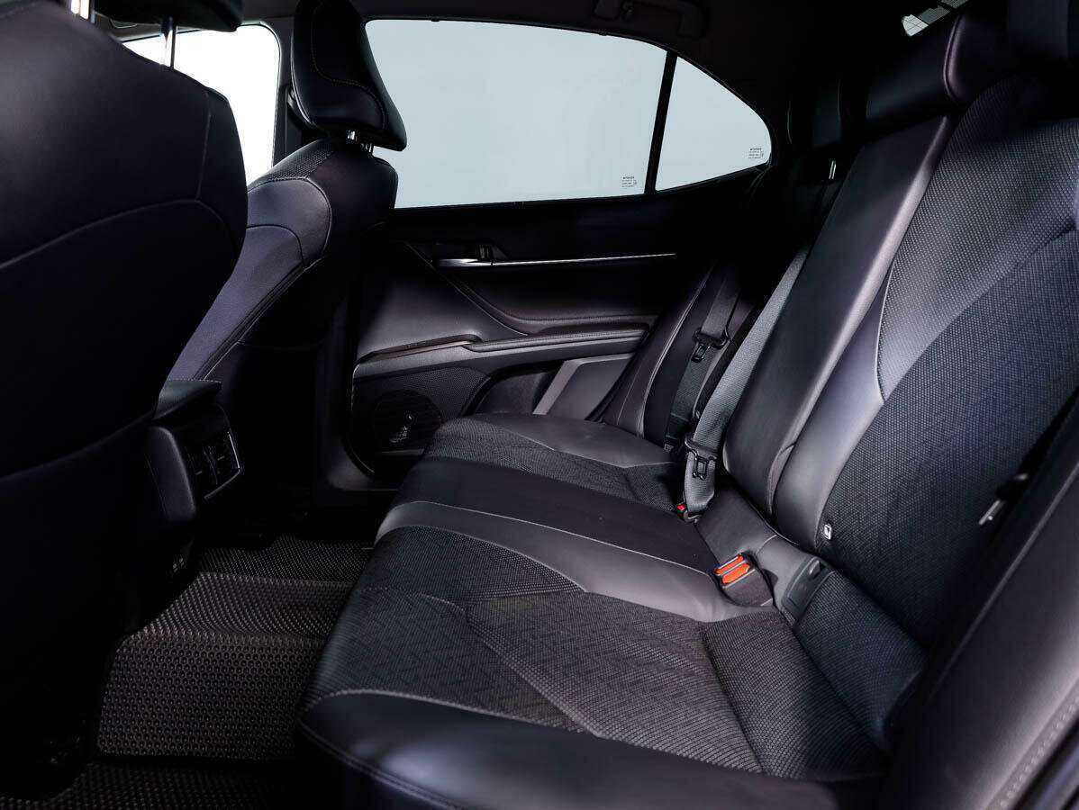 Toyota Camry, 2021 Фото №13