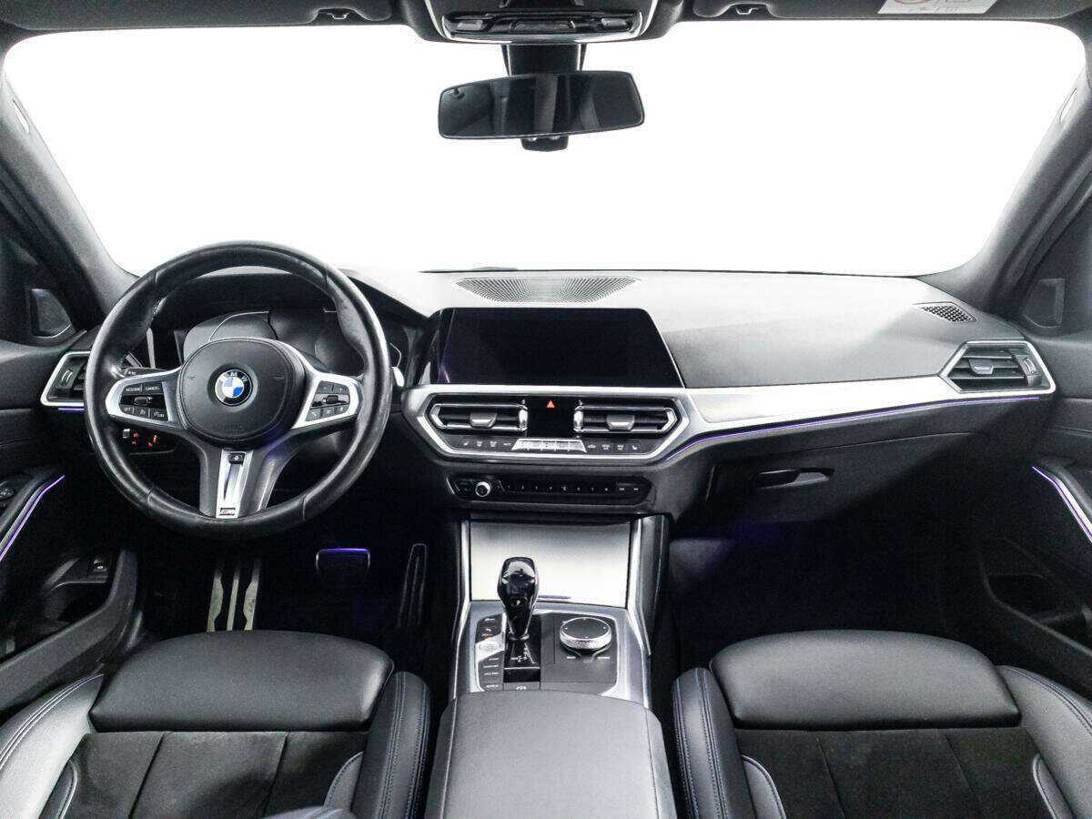 BMW 3 серии 320i xDrive, 2020 Фото №13