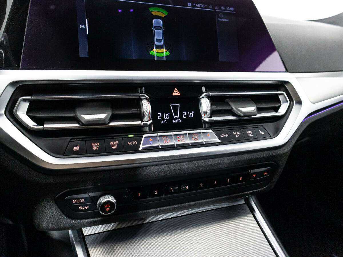 BMW 3 серии 320i xDrive, 2020 Фото №17