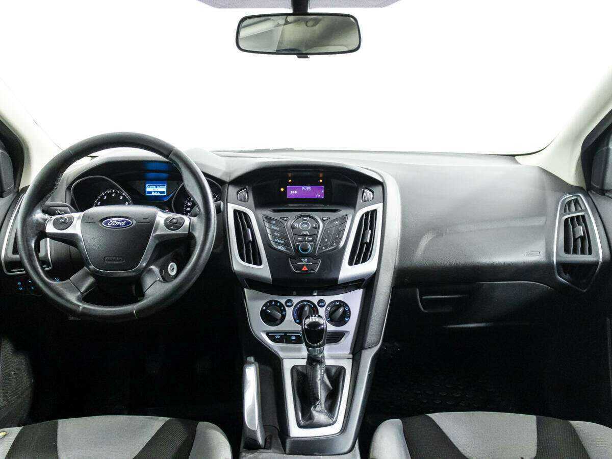 Ford Focus, 2011 Фото №13