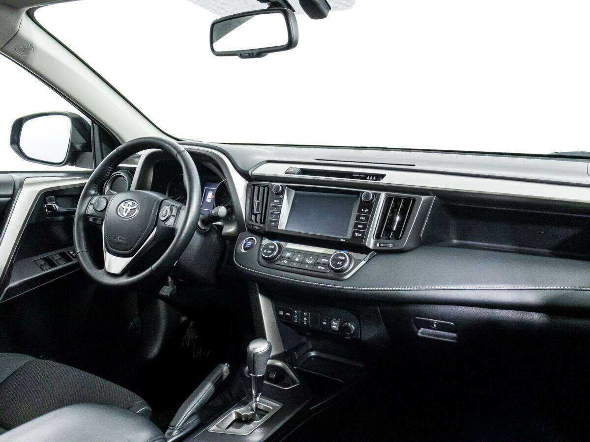 Toyota RAV4, 2018 Фото №9