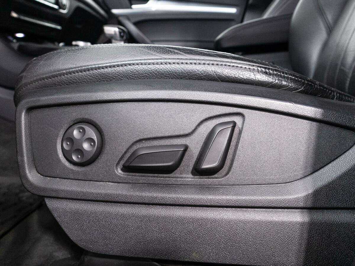 Audi Q5, 2018 Фото №16