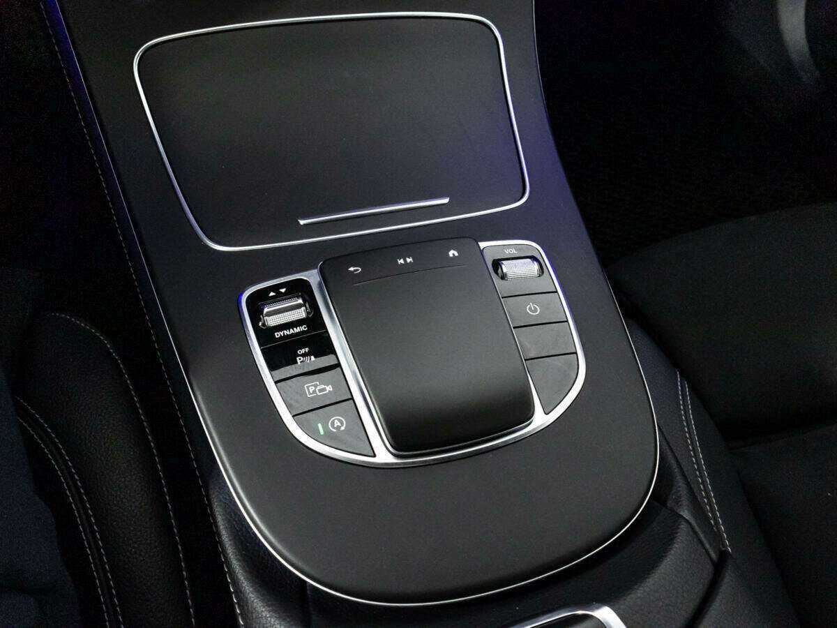 Mercedes-Benz E-Класс 200, 2021 Фото №17