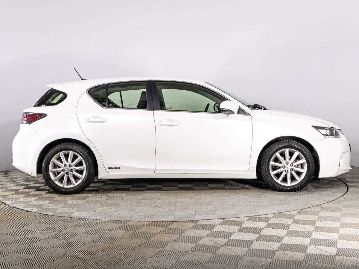 Lexus CT 200h, 2012 - 121 332 км. | Фото №4