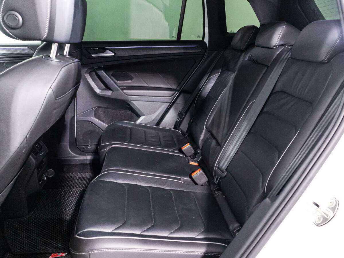 Volkswagen Tiguan, 2021 Фото №10