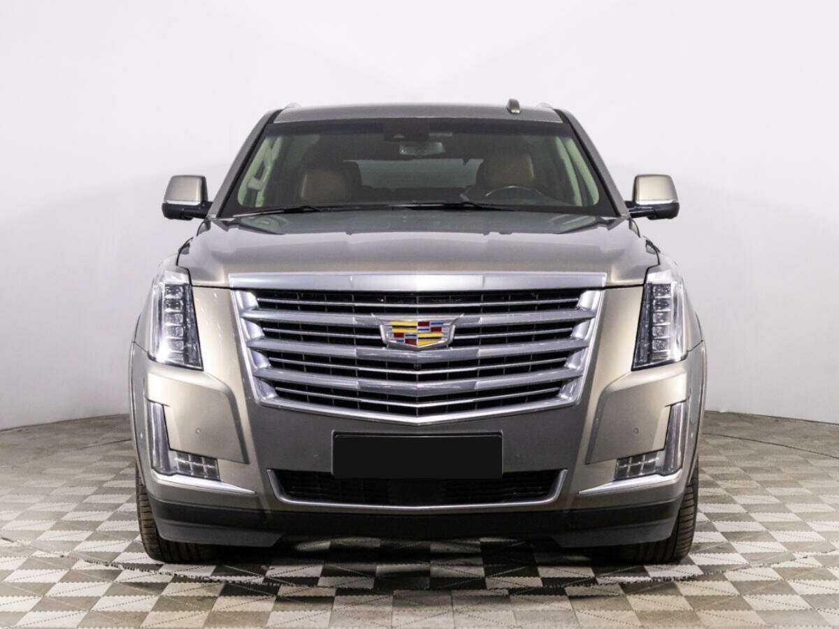 Cadillac Escalade, 2018 - 137 000 км. | Фото №2