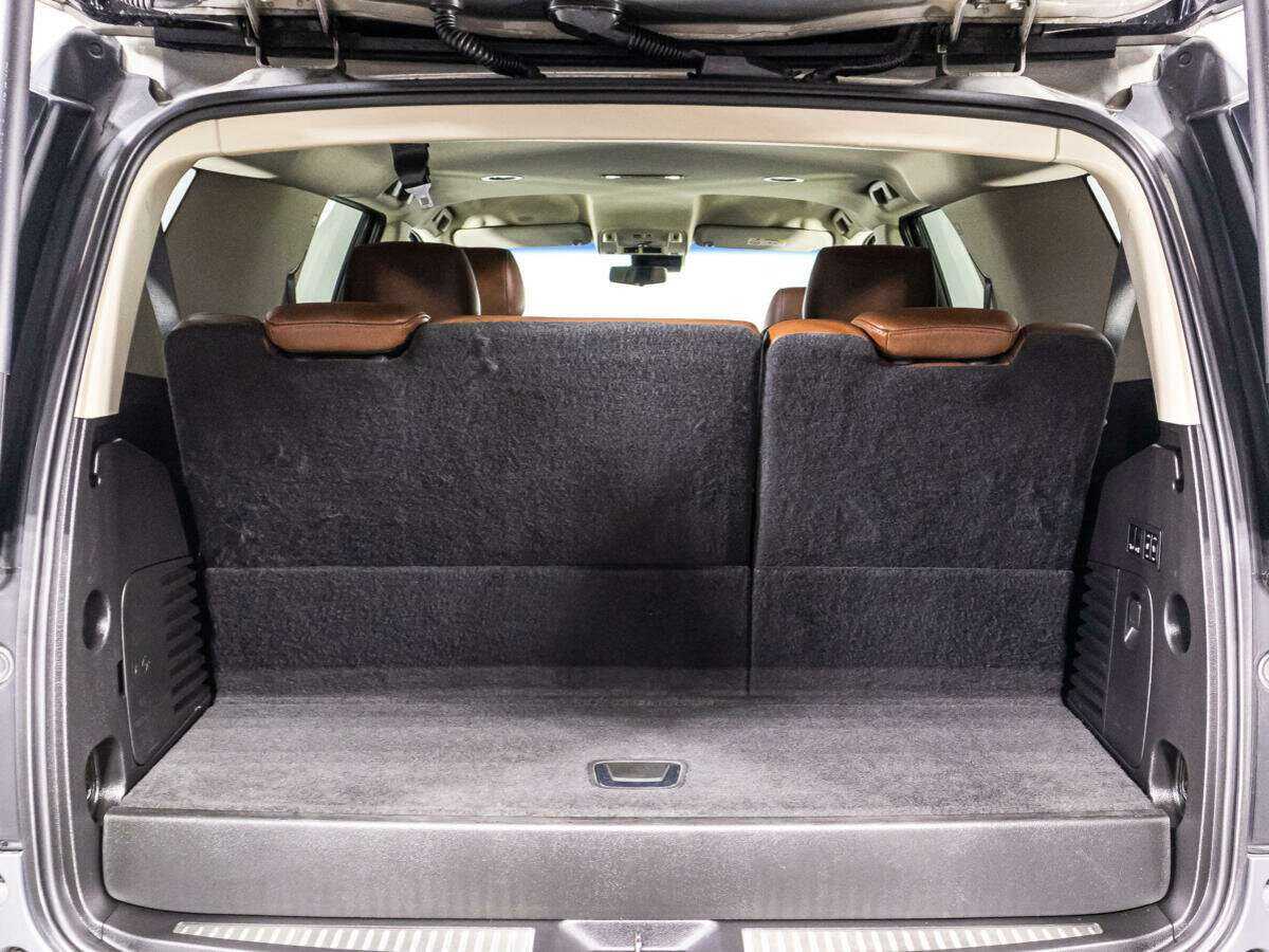 Cadillac Escalade, 2018 Фото №15