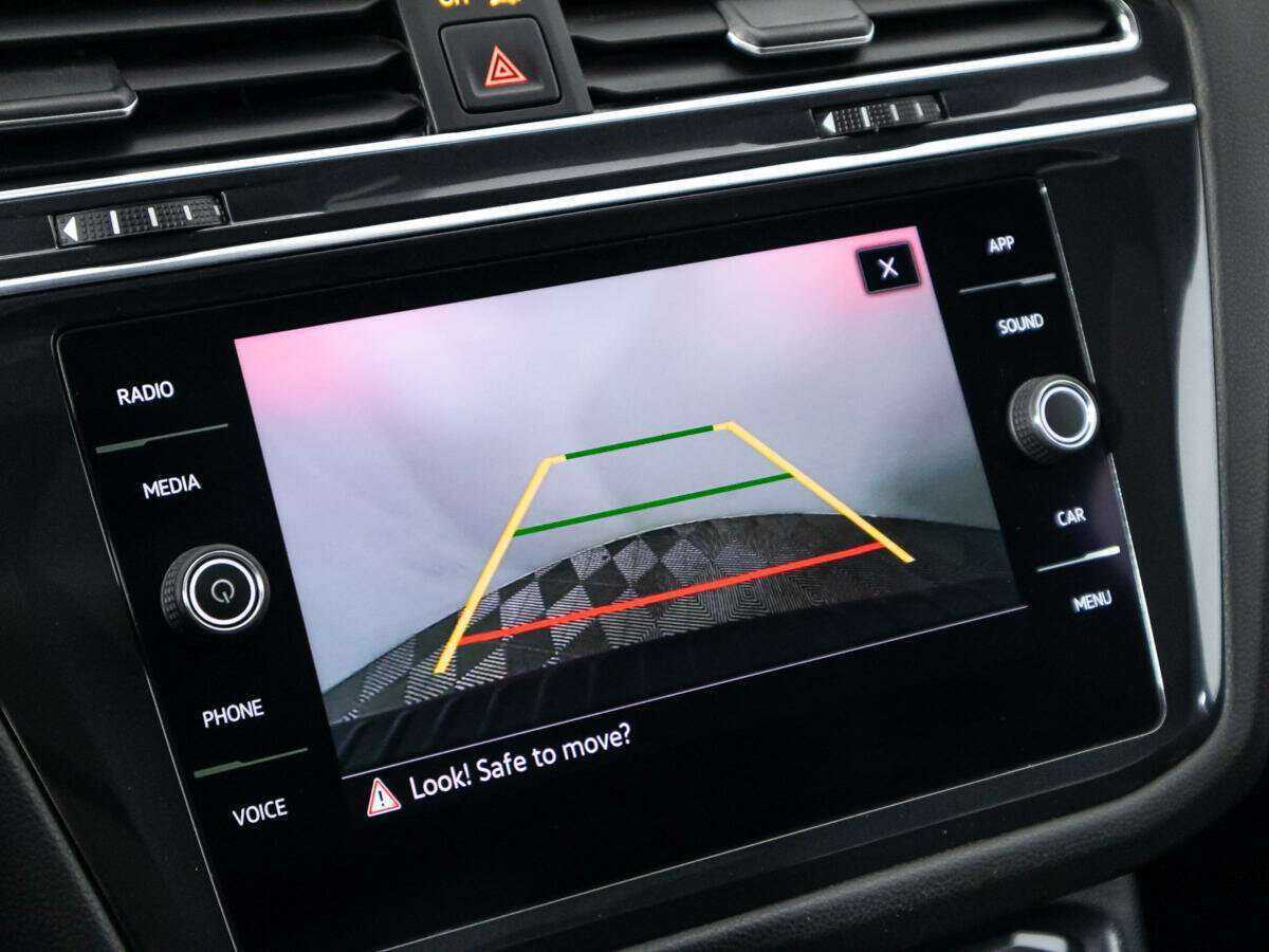 Volkswagen Tiguan L, 2022 Фото №18