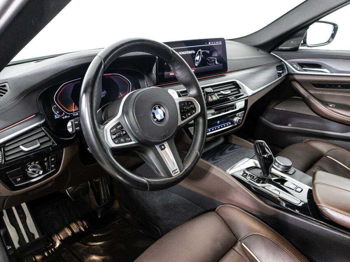 BMW 5 серии 530d xDrive, 2020 Фото №11