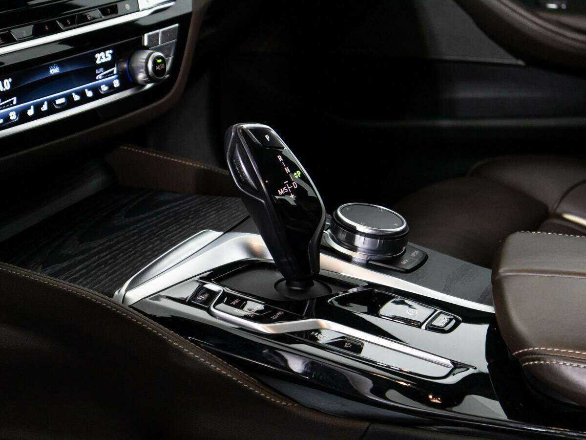 BMW 5 серии 530d xDrive, 2020 Фото №28