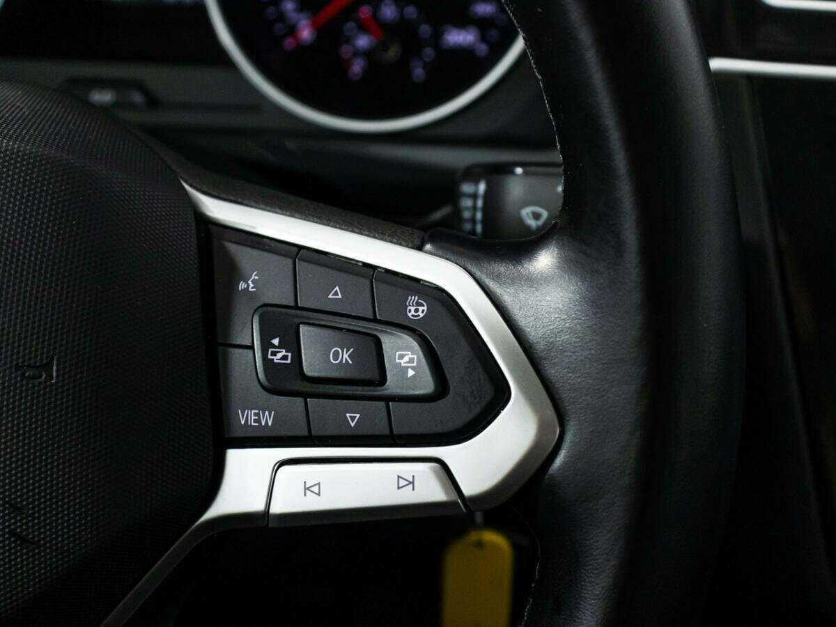 Volkswagen Tiguan, 2021 Фото №17
