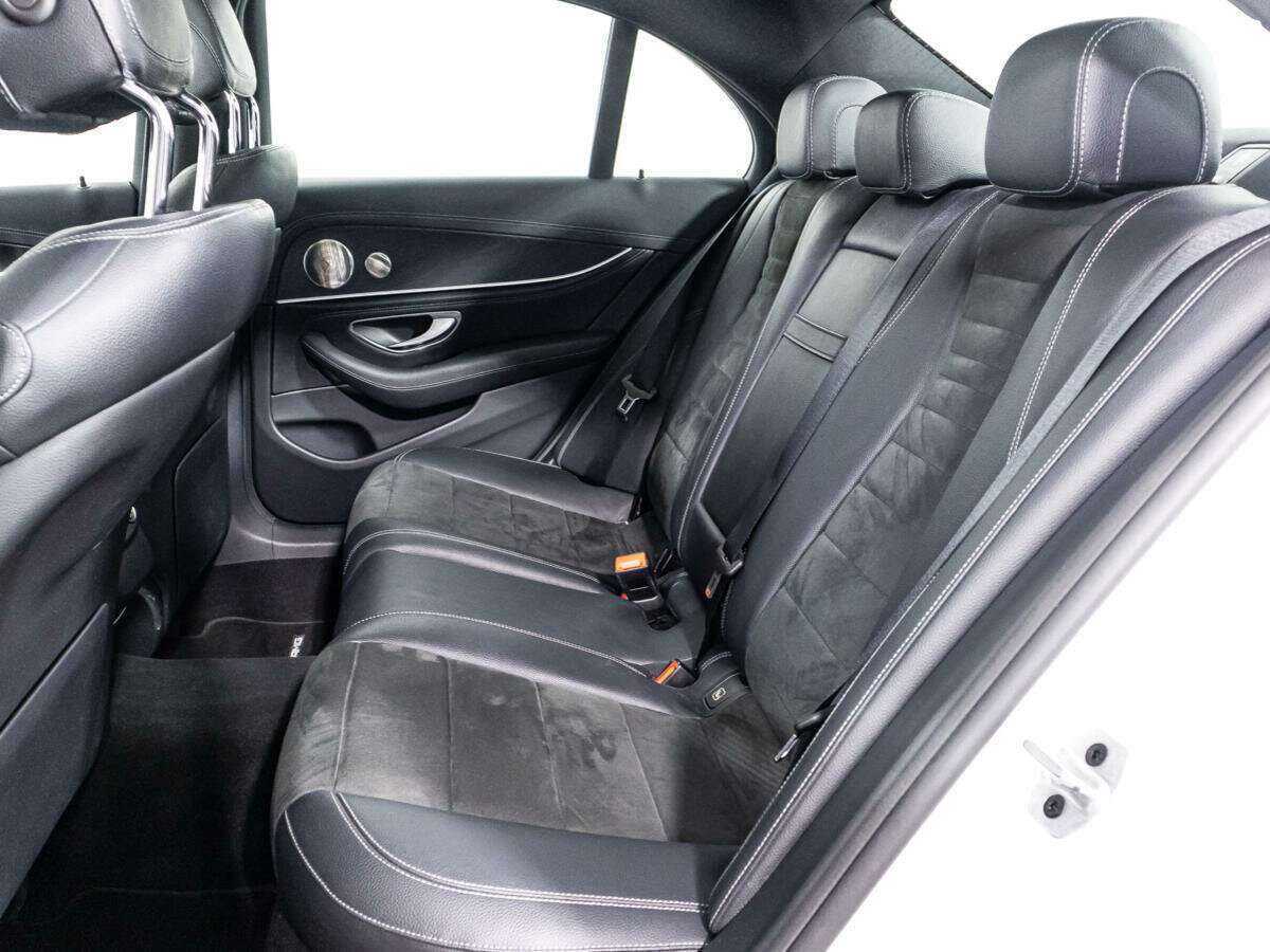 Mercedes-Benz E-Класс 200, 2021 Фото №10