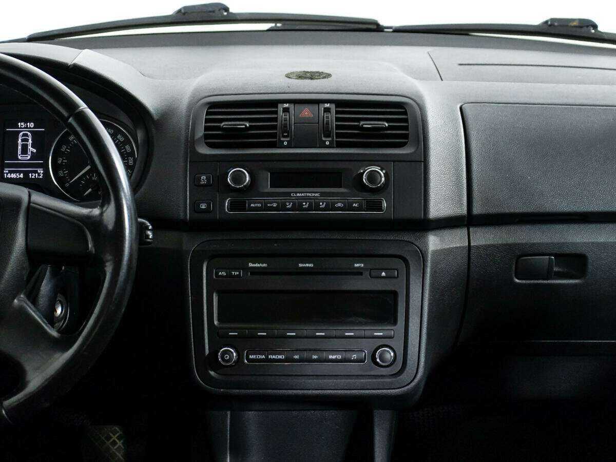 Skoda Fabia, 2011 Фото №12