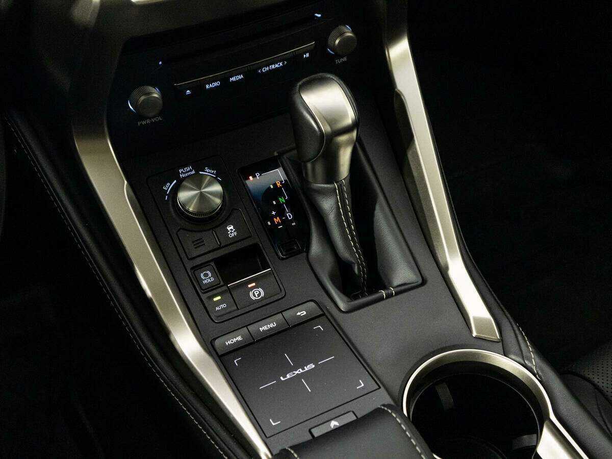 Lexus NX 300, 2018 Фото №18