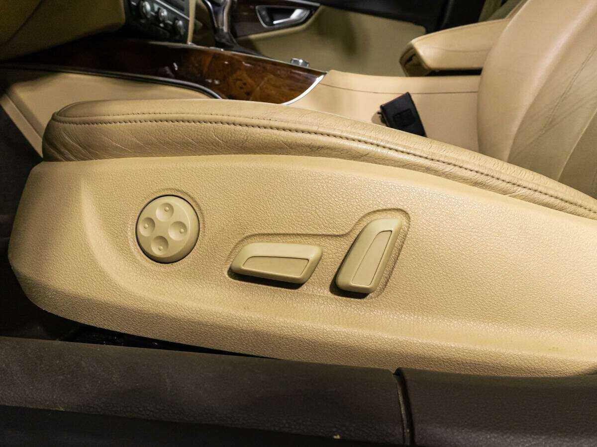 Audi A7, 2011 Фото №16